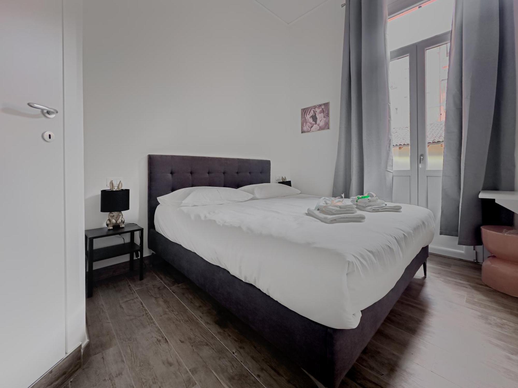Realkasa Galliera Home & Suites Bolonya Dış mekan fotoğraf