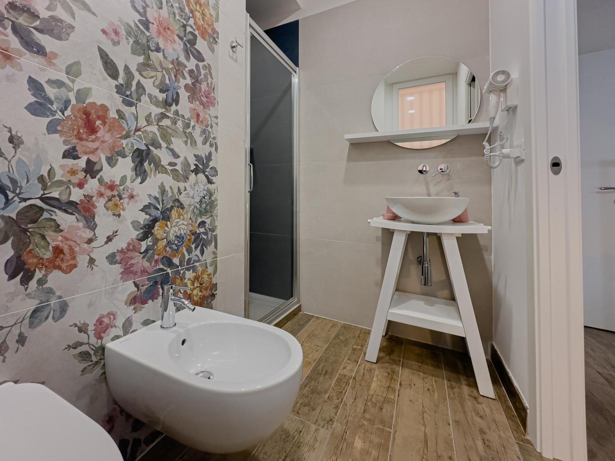 Realkasa Galliera Home & Suites Bolonya Dış mekan fotoğraf