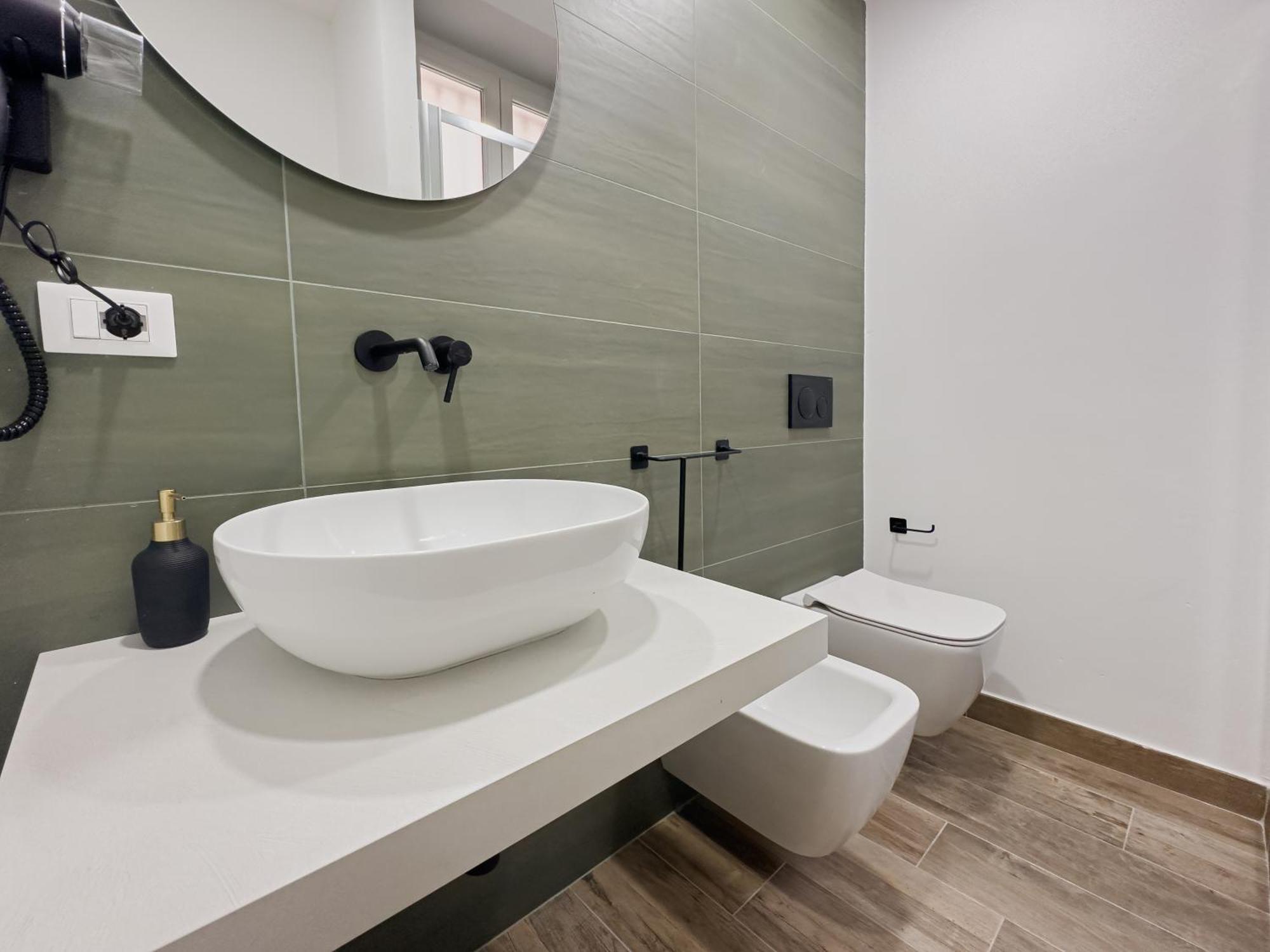 Realkasa Galliera Home & Suites Bolonya Dış mekan fotoğraf